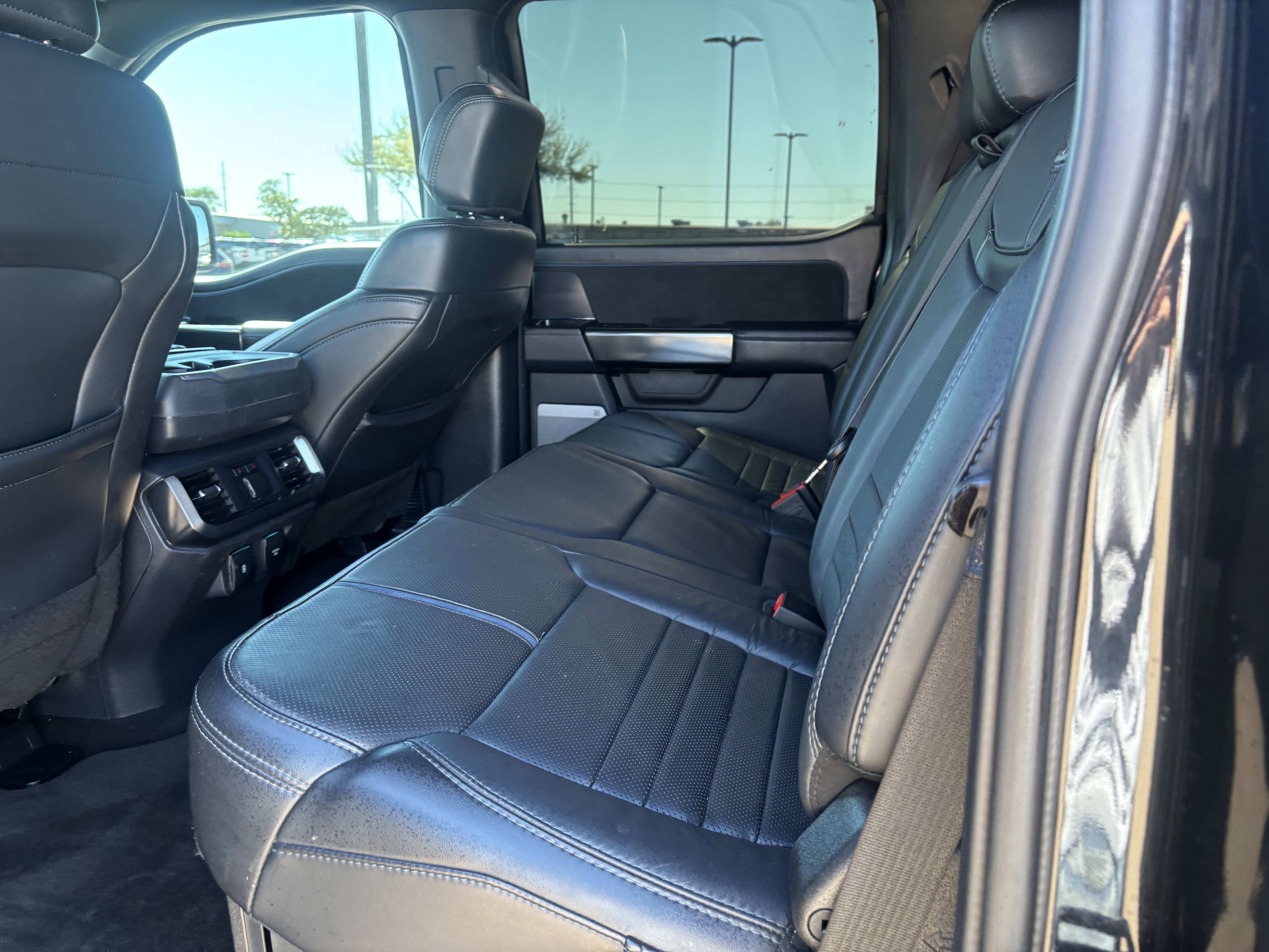 Certified 2024 Ford F150 Platinum w/ FX4 Off-Road Package AWD/4WD image 15