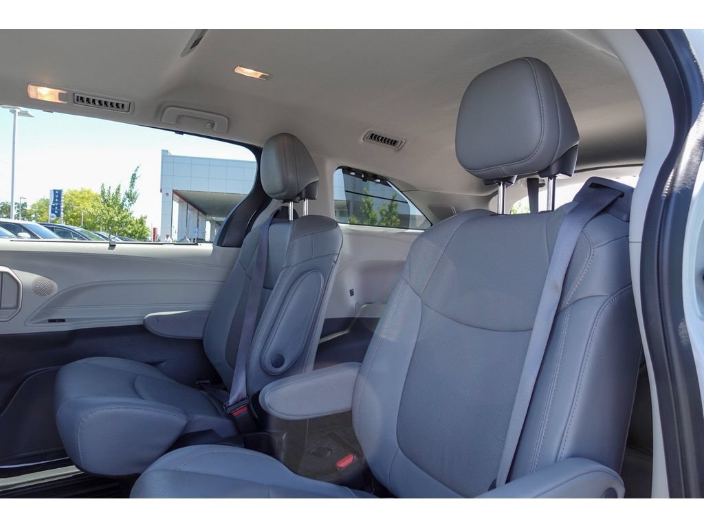 Certified 2023 Toyota Sienna Limited AWD/4WD image 26
