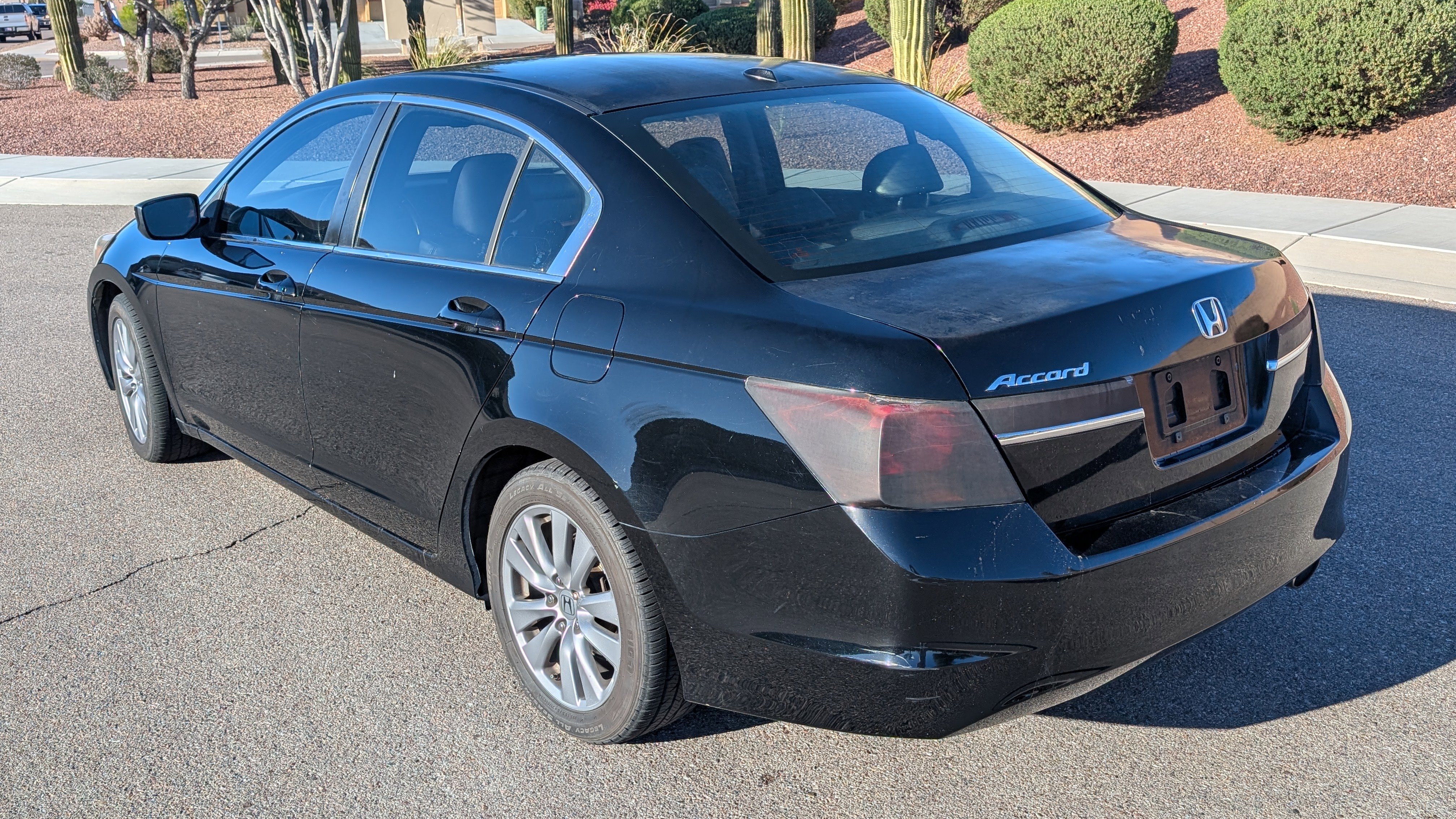 Used 2011 Honda Accord EX-L image 7