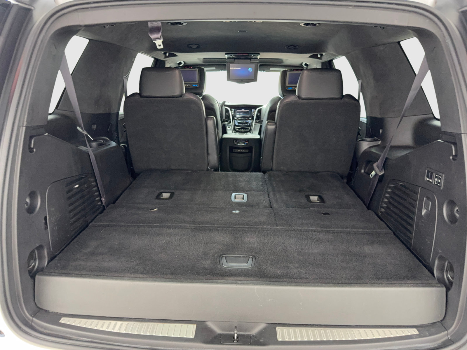 Used 2016 Cadillac Escalade Platinum AWD/4WD image 49