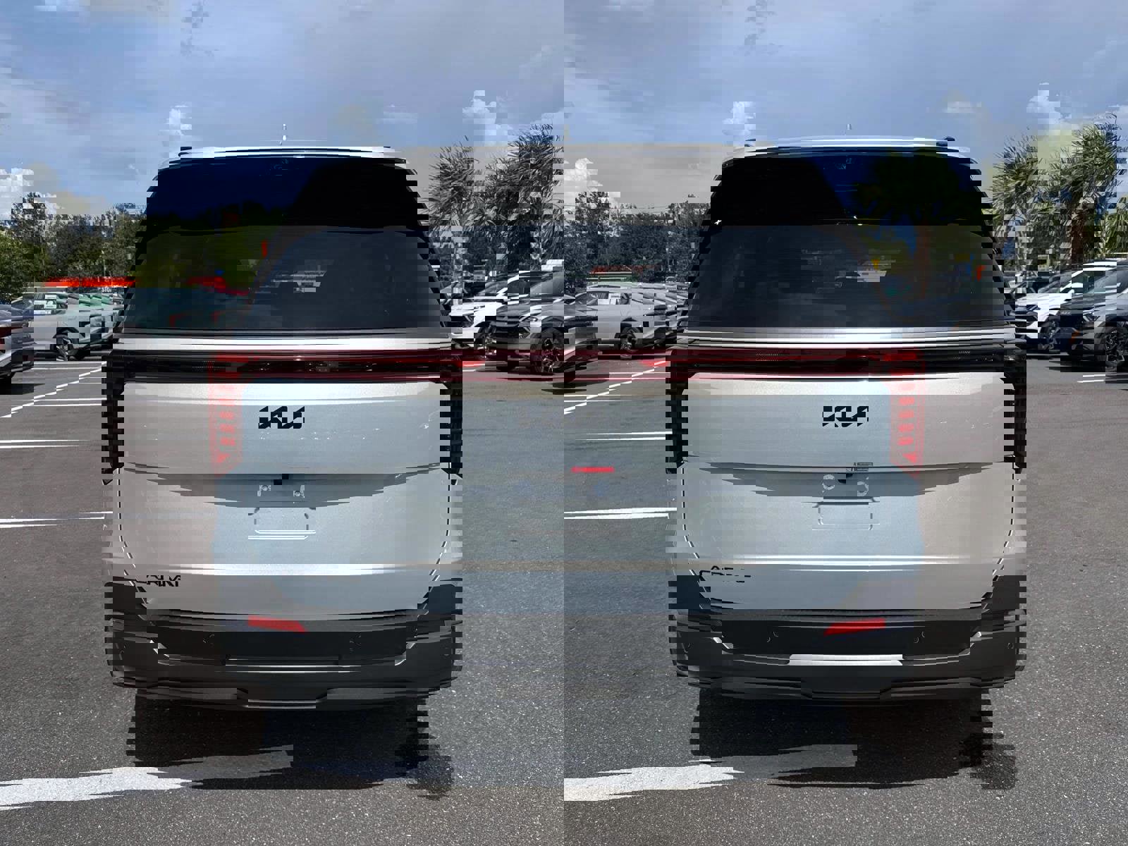 New 2026 Kia Carnival SX Prestige image 4