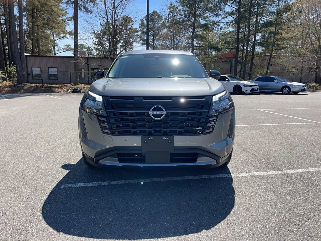 New 2026 Nissan Pathfinder SL w/ Lighting Package AWD/4WD image 3
