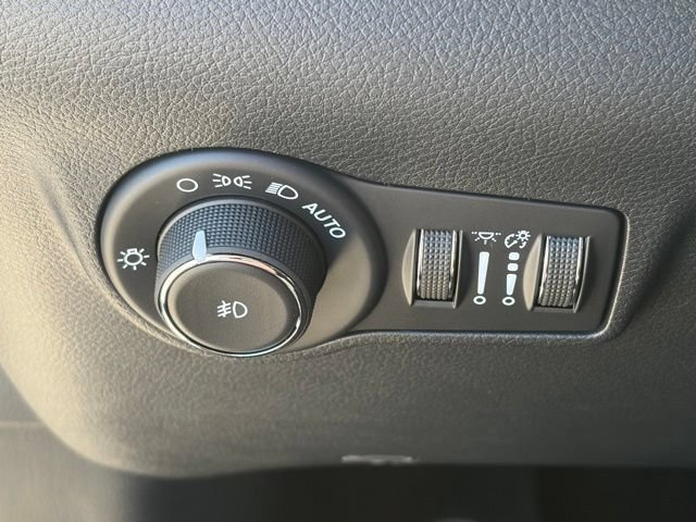 New 2026 Jeep Compass Limited AWD/4WD image 25