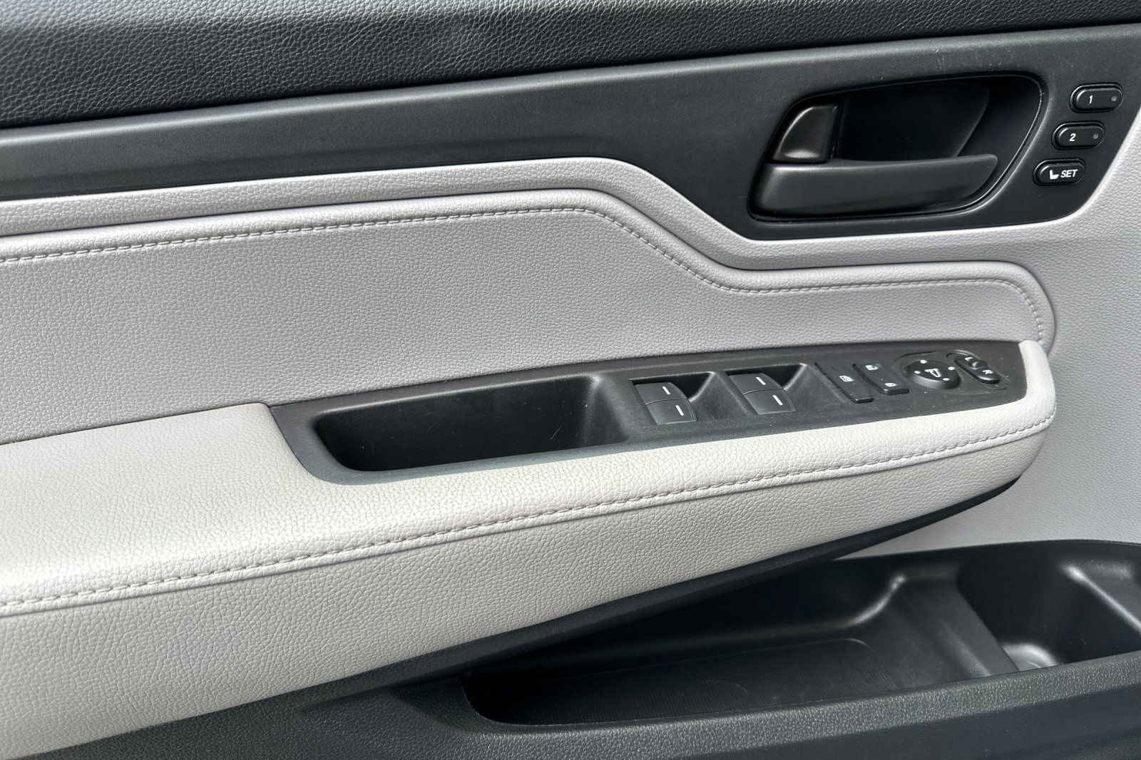 Used 2019 Honda Odyssey EX-L image 11