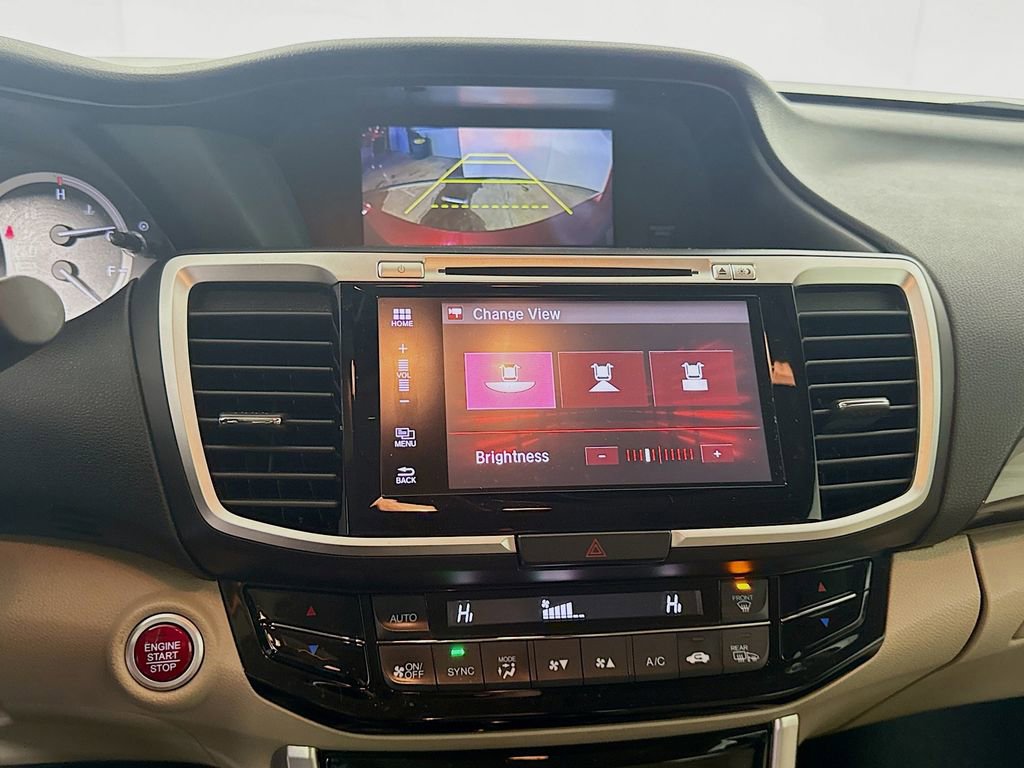 Used 2017 Honda Accord EX-L image 11