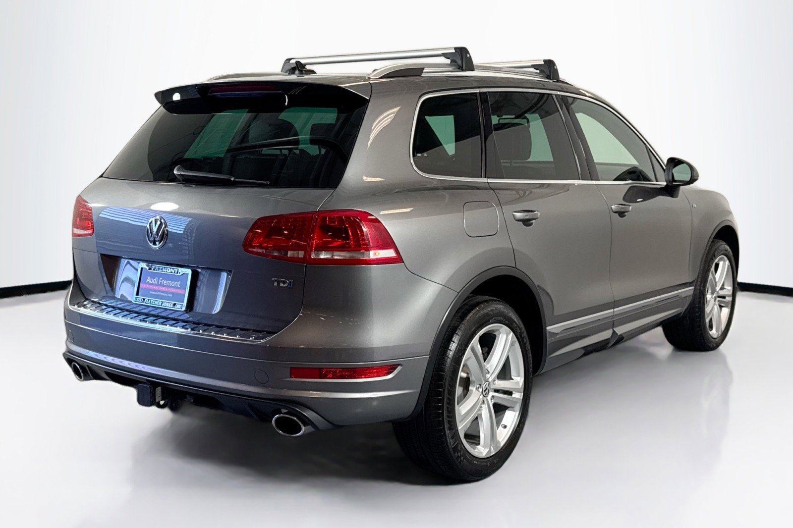 Used 2014 Volkswagen Touareg Sport AWD/4WD image 5