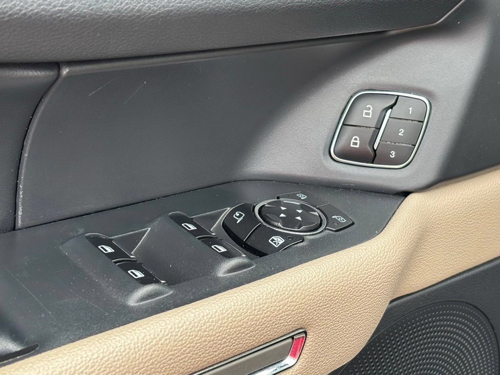 Used 2024 Ford Expedition Max Limited AWD/4WD image 30