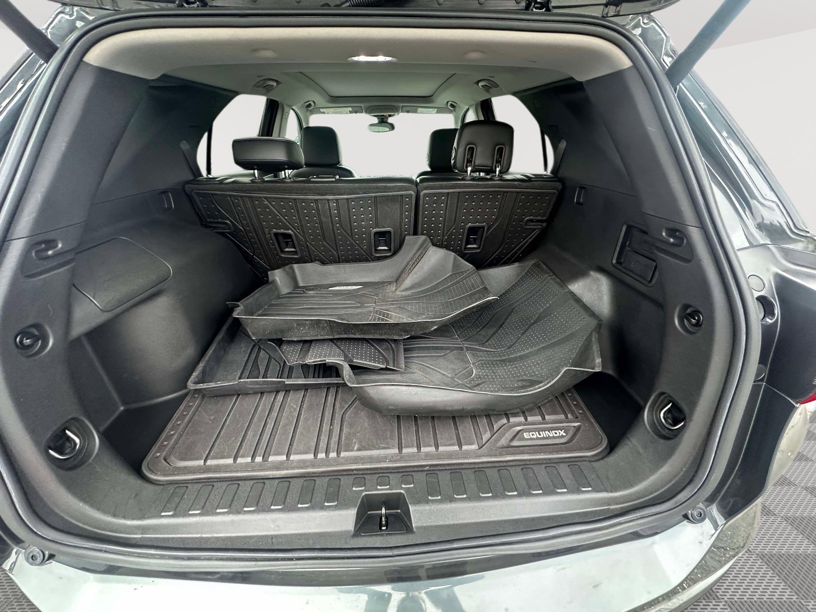 Used 2020 Chevrolet Equinox Premier image 37