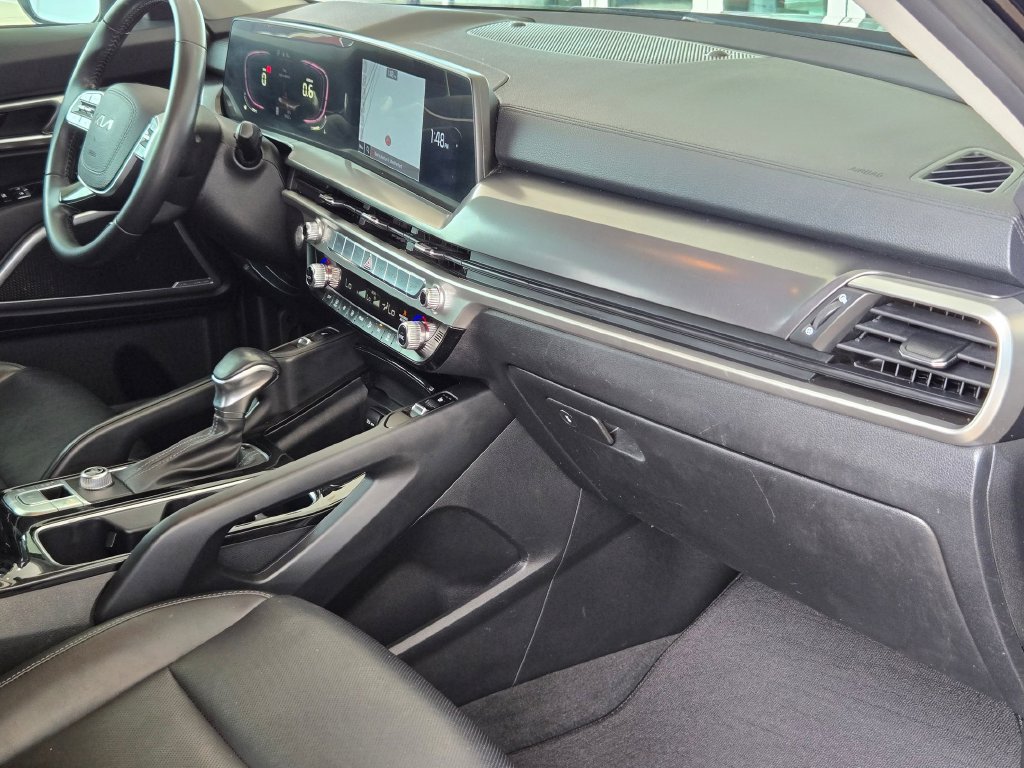 Used 2023 Kia Telluride S FWD image 29