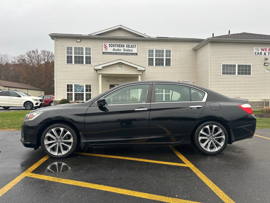 Used 2015 Honda Accord Sport image 3