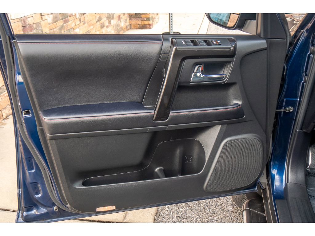 Used 2023 Toyota 4Runner TRD Off-Road Premium image 9