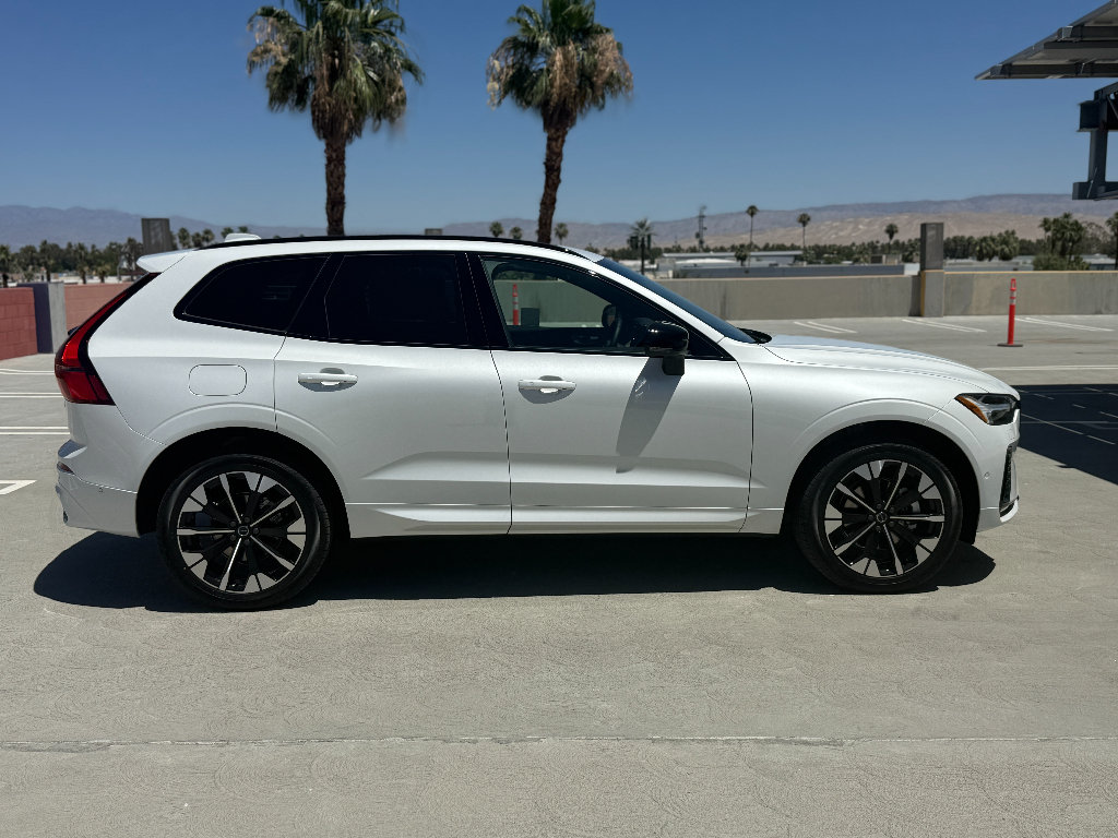 New 2026 Volvo XC60 B5 Plus w/ Climate Package AWD/4WD image 8