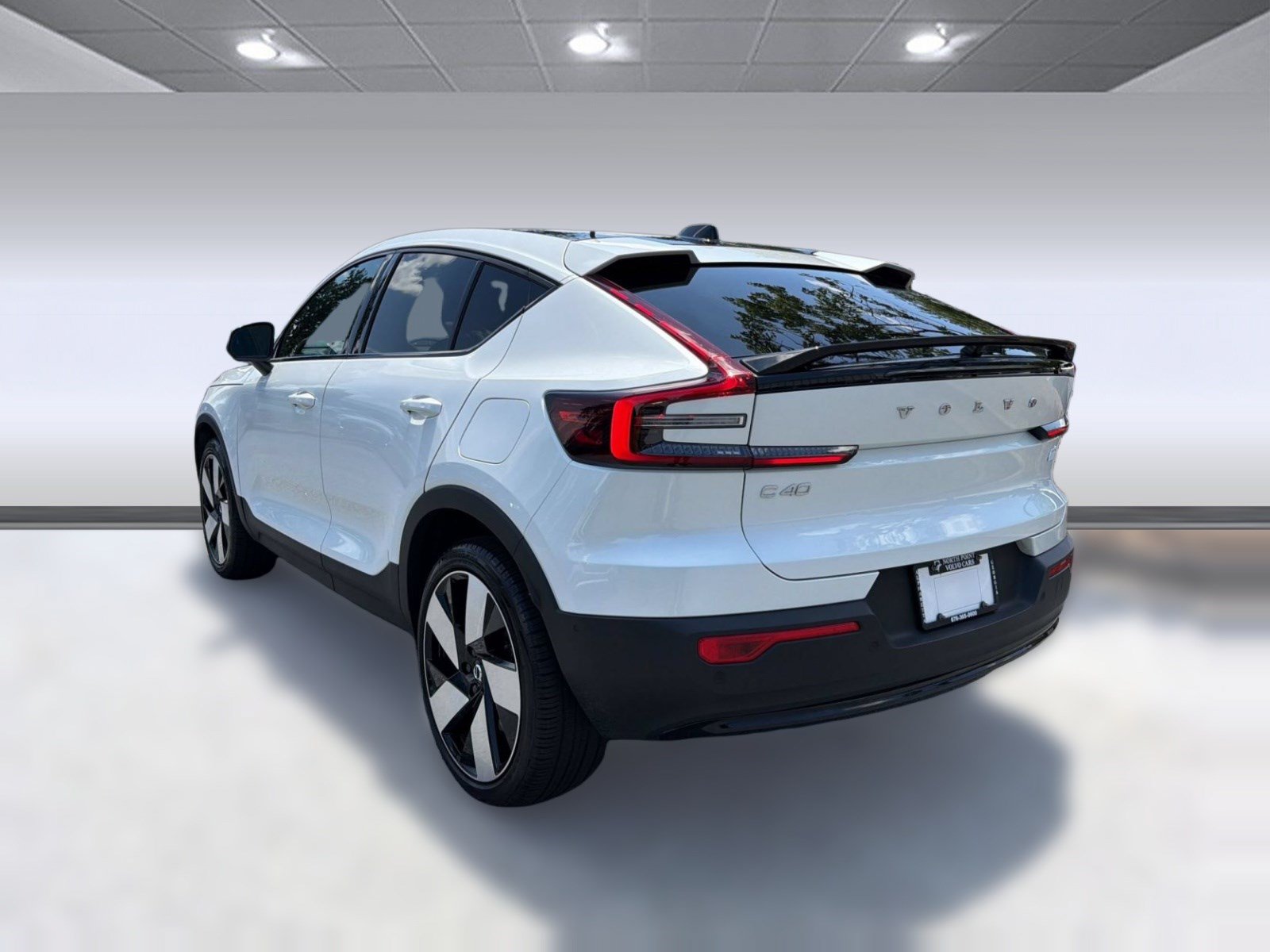 Certified 2024 Volvo C40 P8 Recharge Ultimate w/ Protection Package Premier RWD image 3