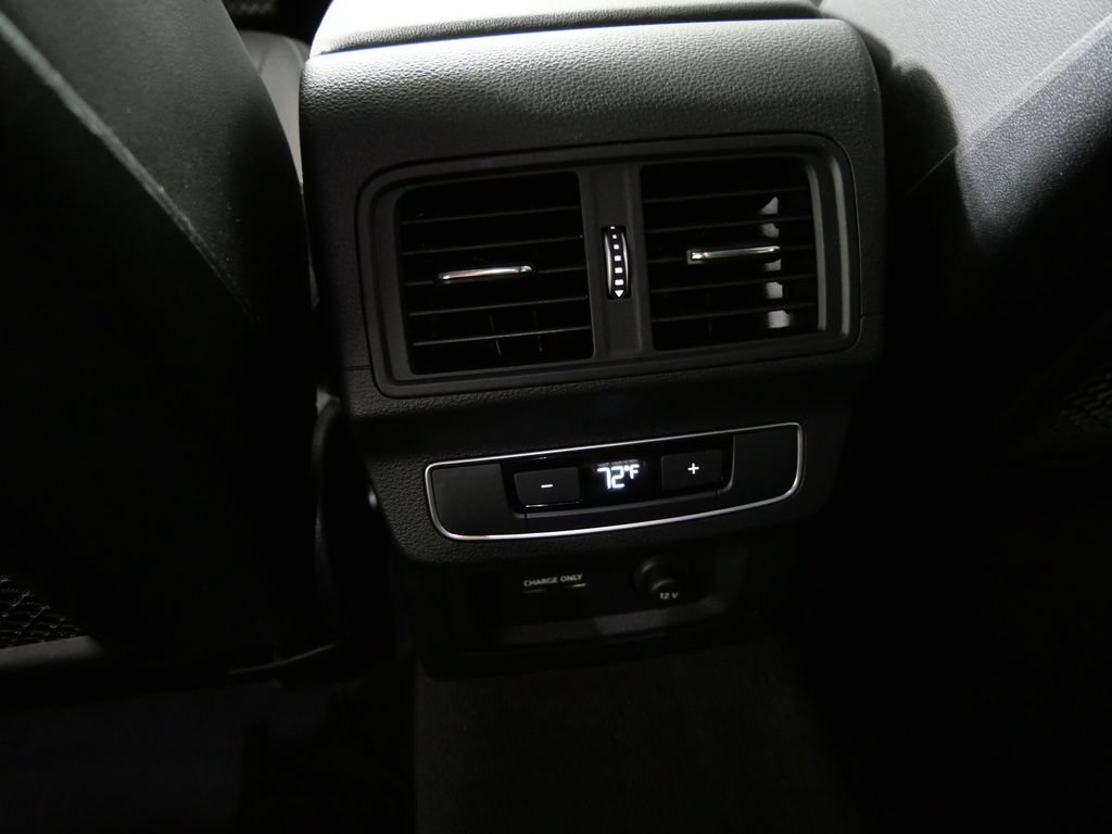 Used 2023 Audi Q5 2.0T Premium AWD/4WD image 17