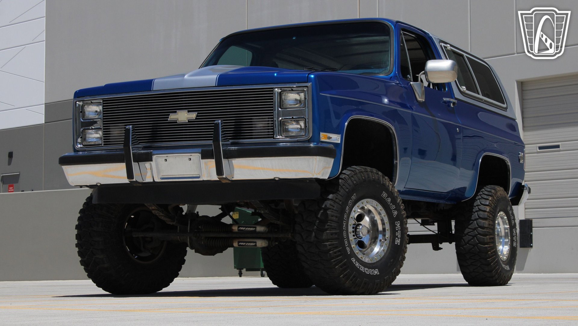 Used 1987 Chevrolet Blazer 4WD image 2