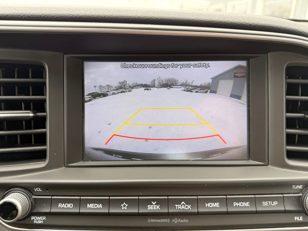 Used 2020 Hyundai Elantra SEL image 21