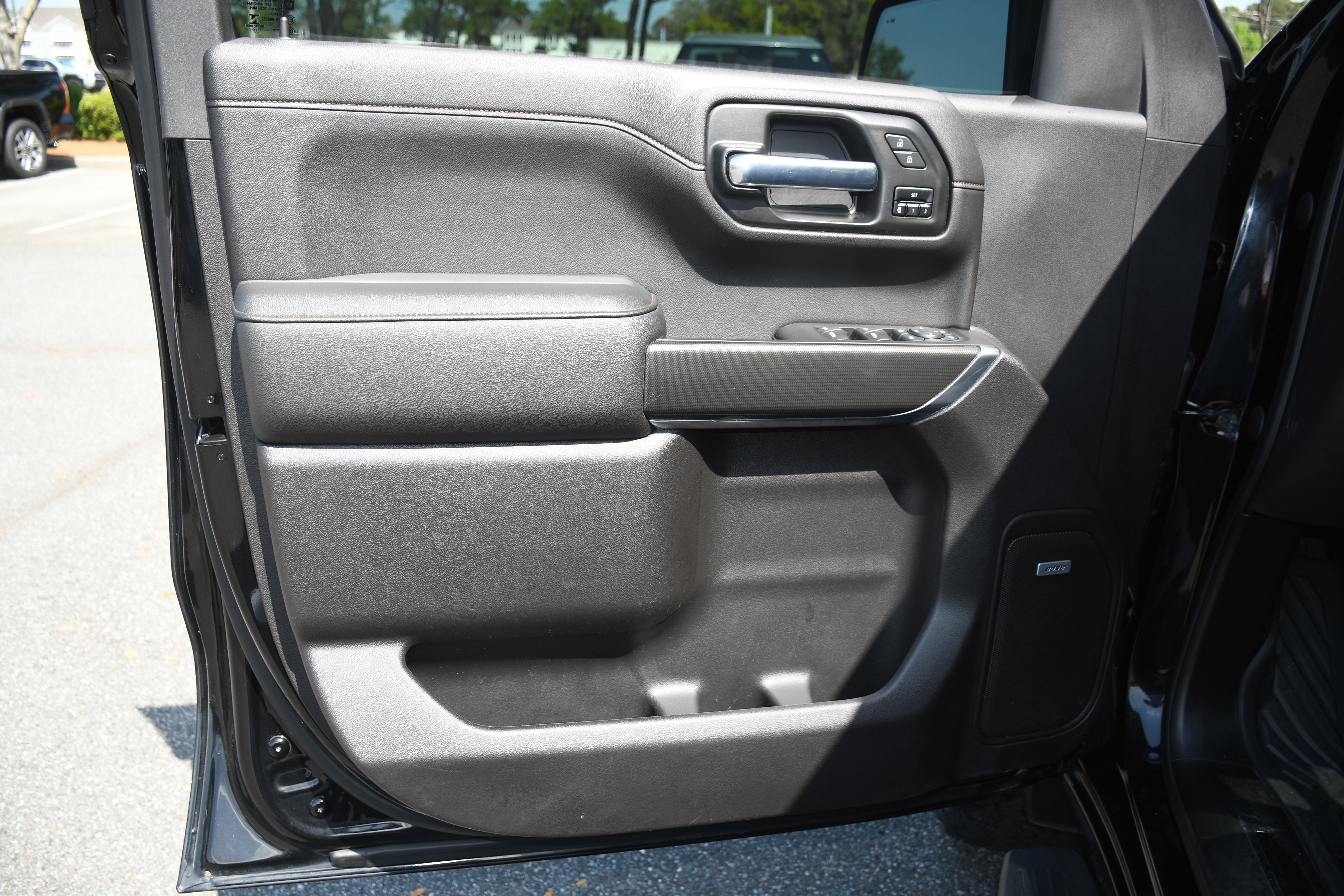 Used 2020 GMC Sierra 1500 AT4 w/ AT4 Premium Package image 10