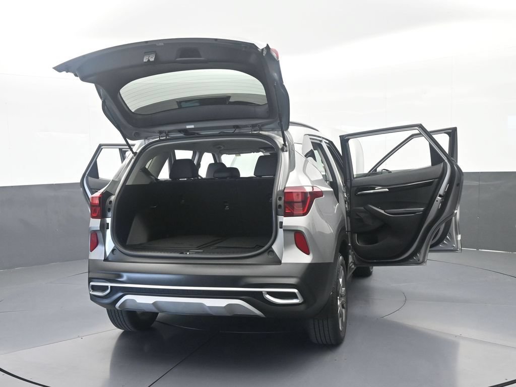 Used 2021 Kia Seltos S FWD image 68