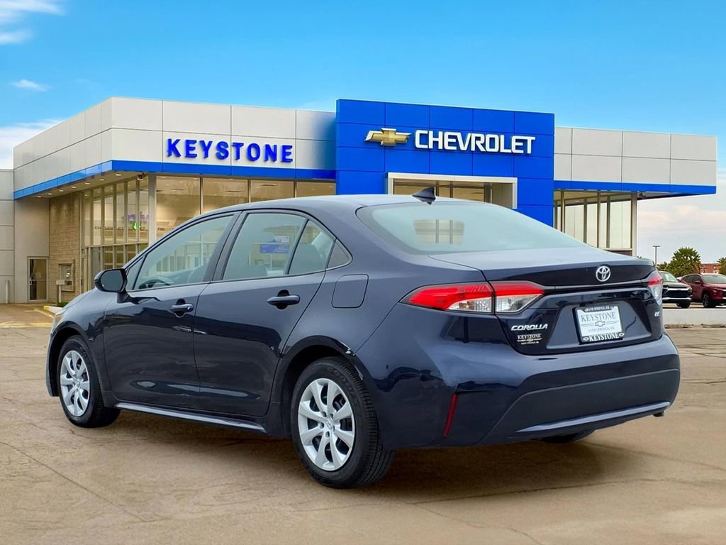 Used 2021 Toyota Corolla LE FWD image 5