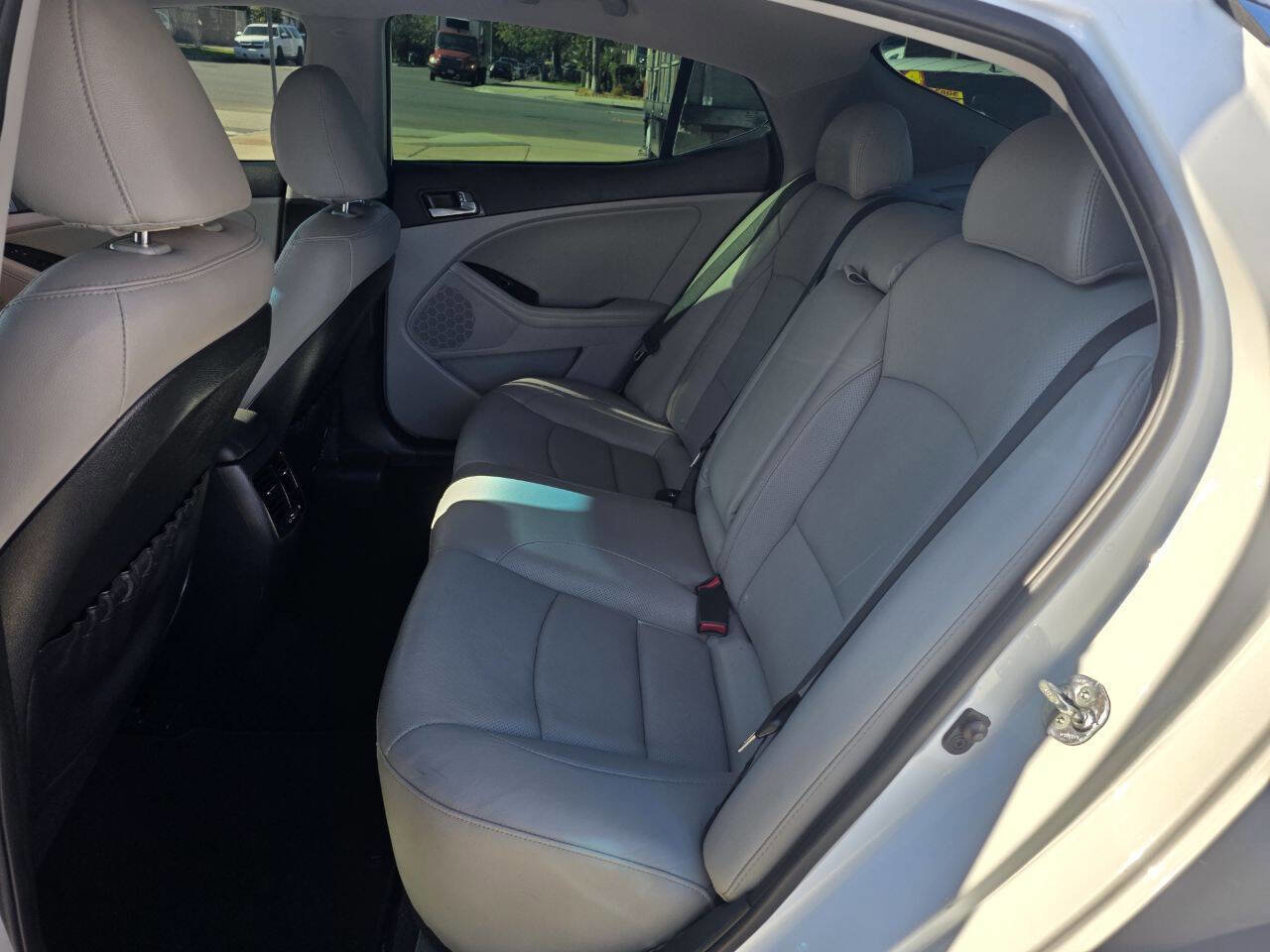 Used 2015 Kia Optima EX image 20