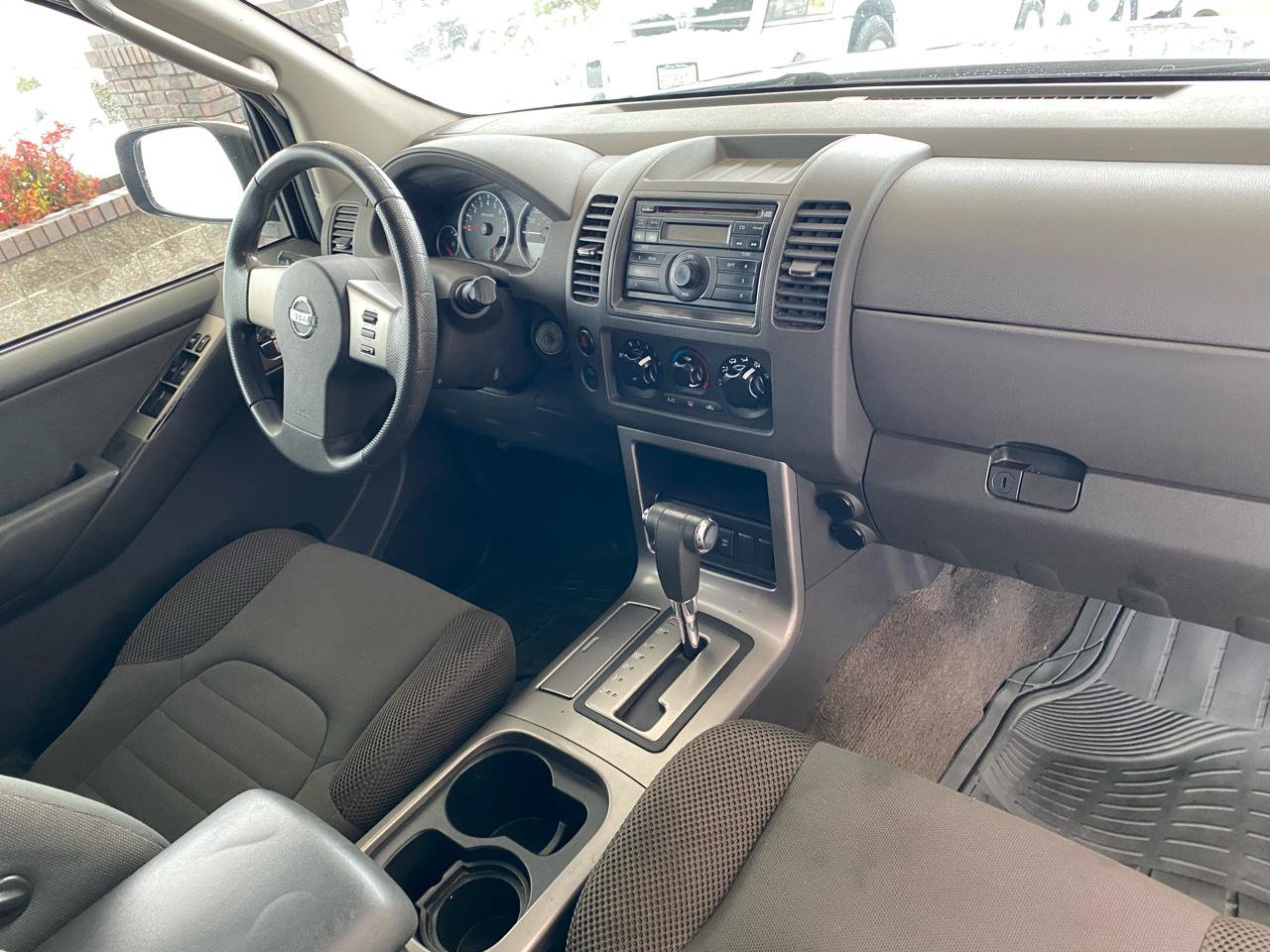 Used 2009 Nissan Pathfinder S RWD image 24