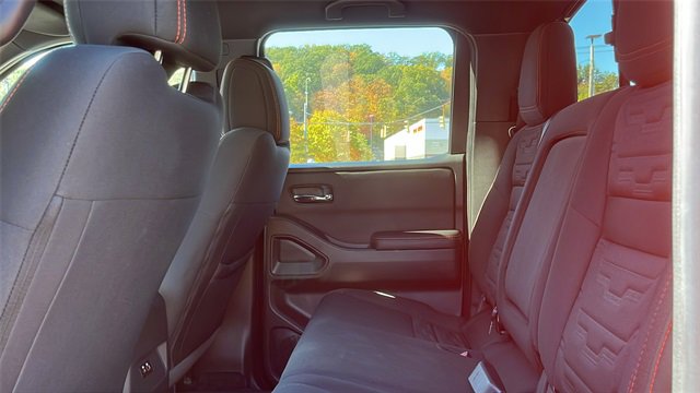 Used 2025 Nissan Frontier PRO-4X w/ Tow Package image 20