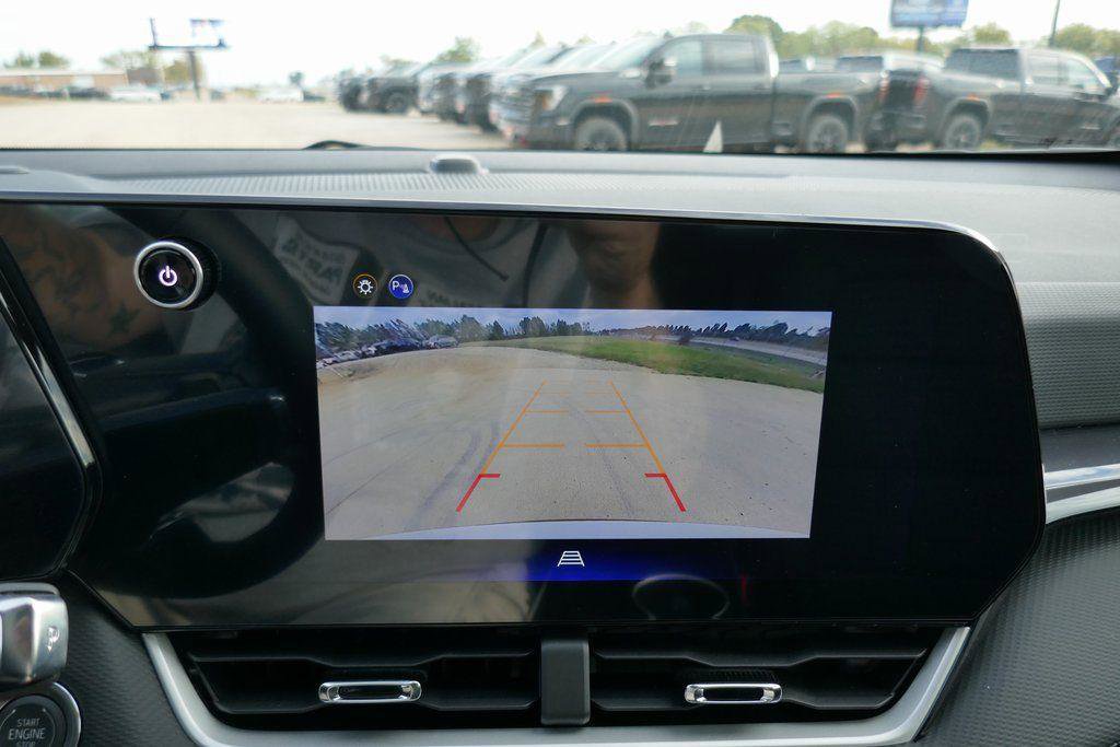 New 2026 Chevrolet Equinox LT w/ Midnight Edition image 17