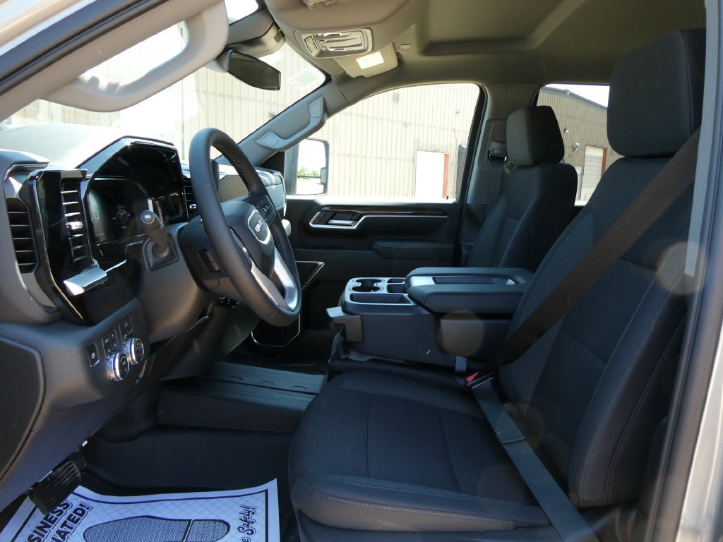 New 2026 GMC Sierra 2500 SLE w/ SLE Value Package; AWD/4WD image 18