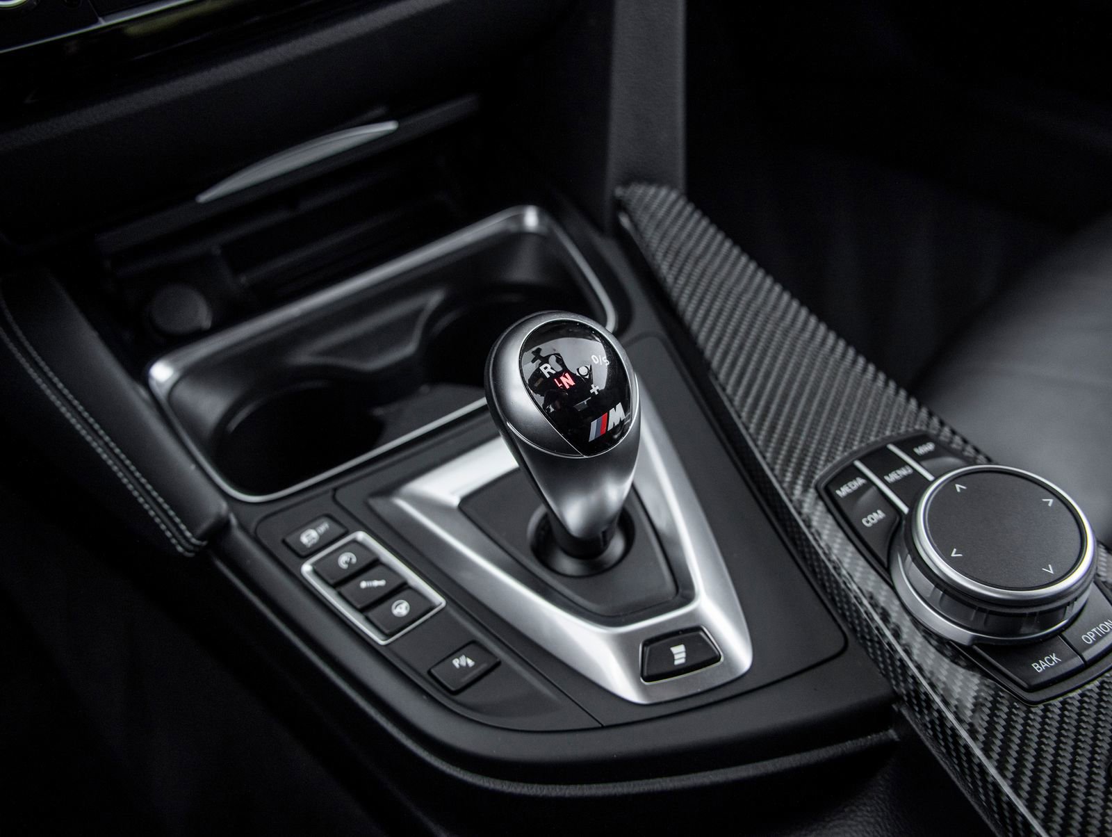 Used 2020 BMW M4 Convertible image 27