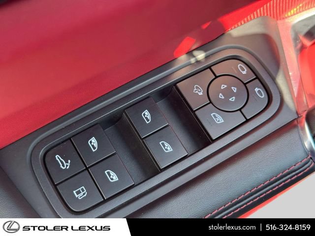 Used 2022 Porsche Cayenne Turbo S AWD/4WD image 23