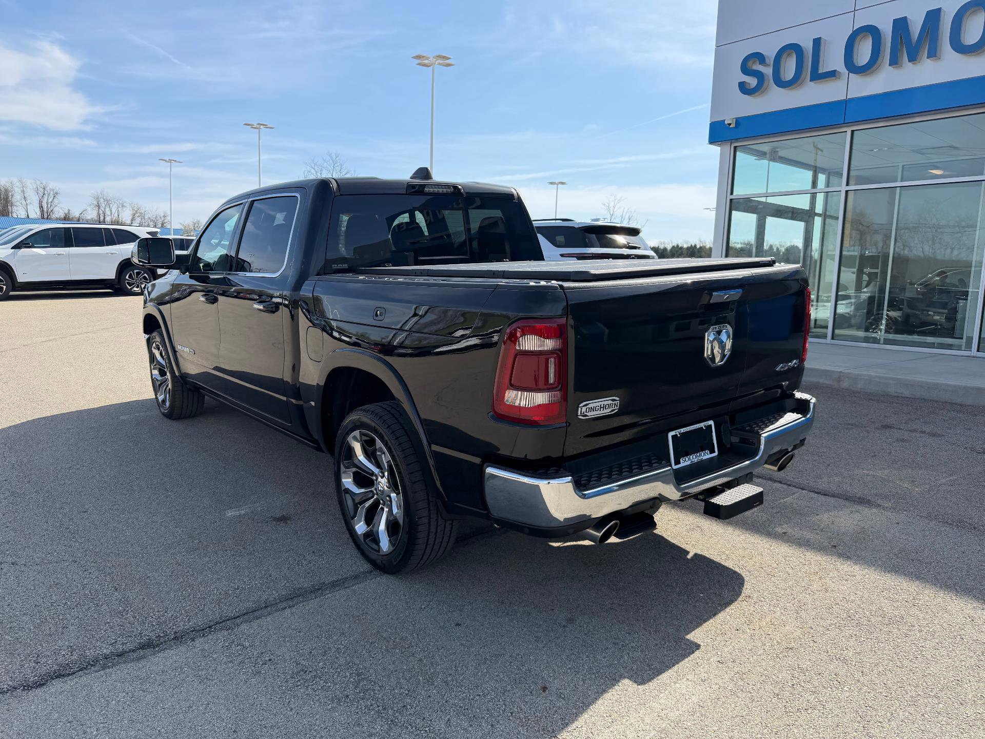 Used 2021 RAM 1500 Limited AWD/4WD image 3