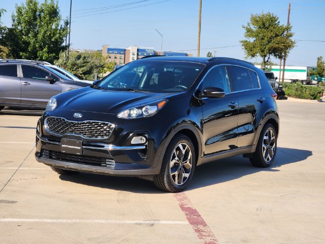 Certified 2022 Kia Sportage EX FWD image 3