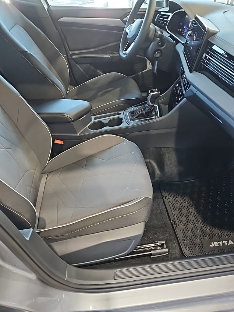 New 2026 Volkswagen Jetta Sport FWD image 13