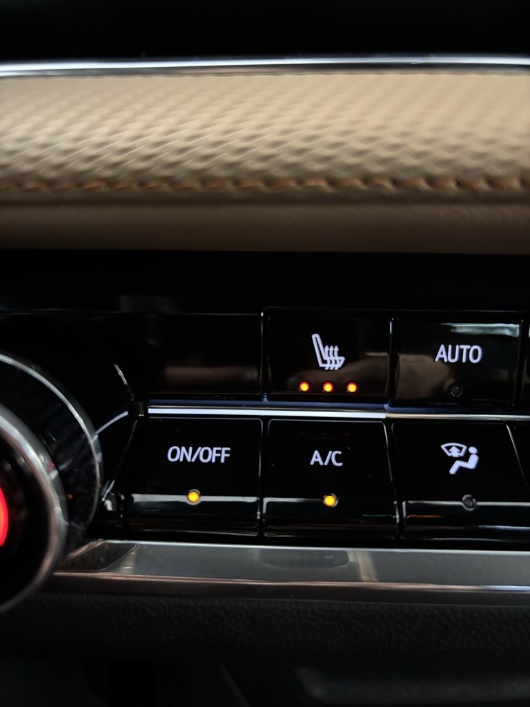 Certified 2025 Chevrolet Equinox ACTIV w/ Safety and Technology Package image 4