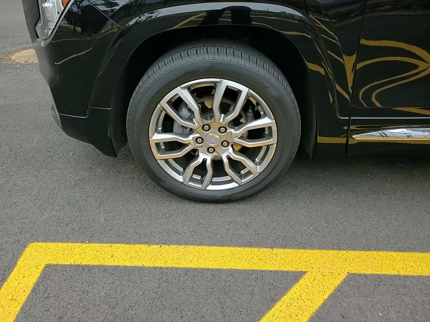 Used 2023 GMC Terrain Denali w/ LPO, Floor Liner Package image 10