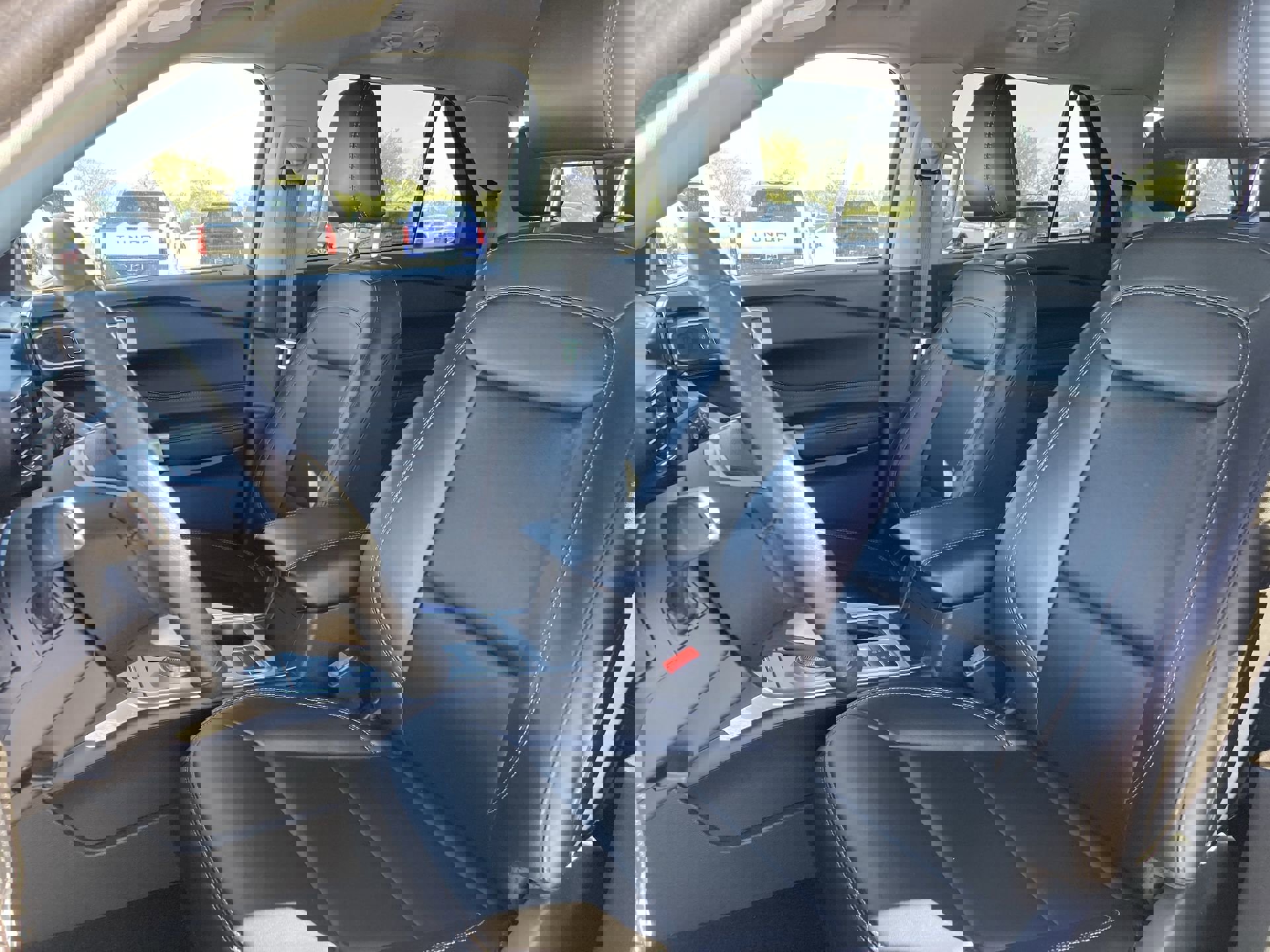 Used 2024 Ford Explorer XLT w/ Equipment Group 202A image 13