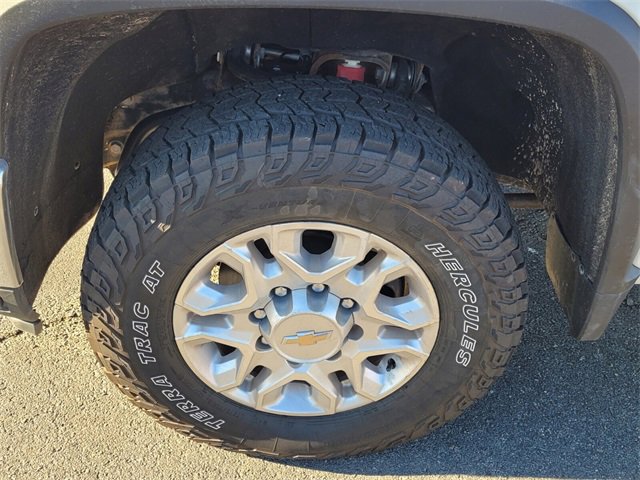 Used 2024 Chevrolet Silverado 2500 LT image 16