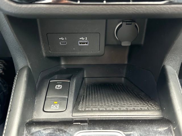 Certified 2023 Nissan Kicks SR w/ SR Premium Package image 35