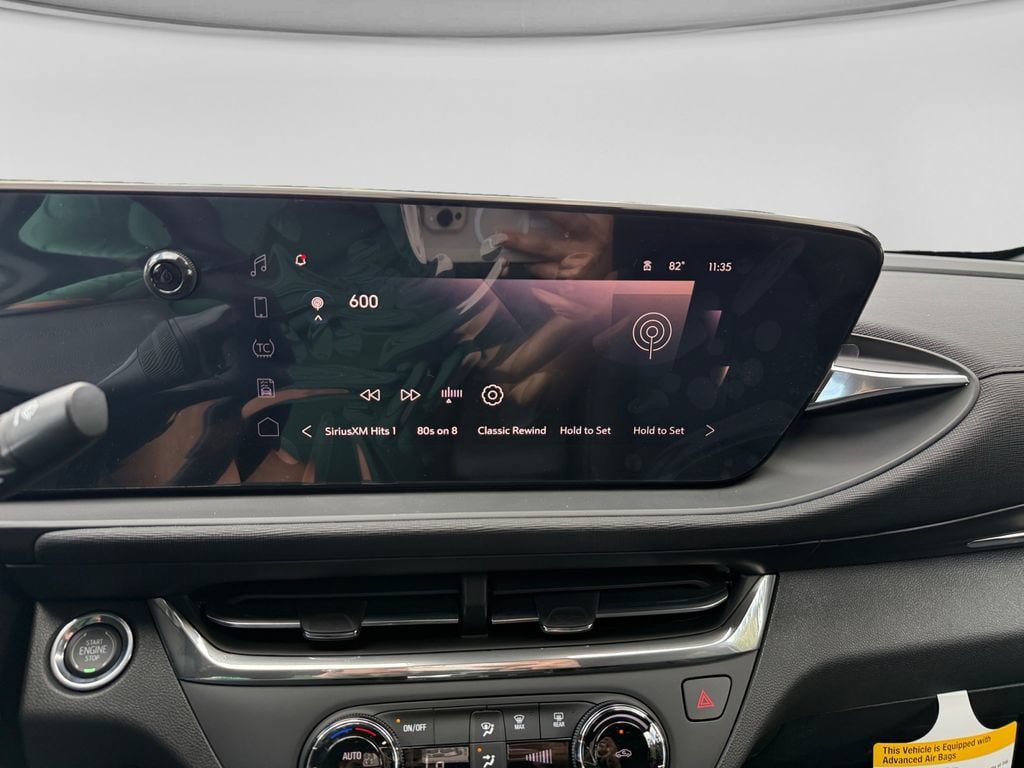 New 2026 Buick Envista Sport Touring w/ Convenience I Package FWD image 20