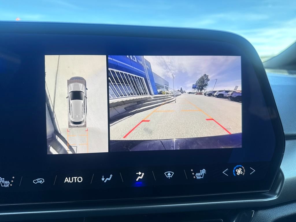 Used 2025 Chevrolet Equinox EV RS image 20