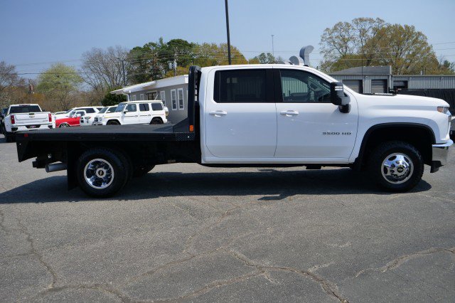 Used 2022 Chevrolet Silverado 3500 LT w/ Convenience Package AWD/4WD image 10