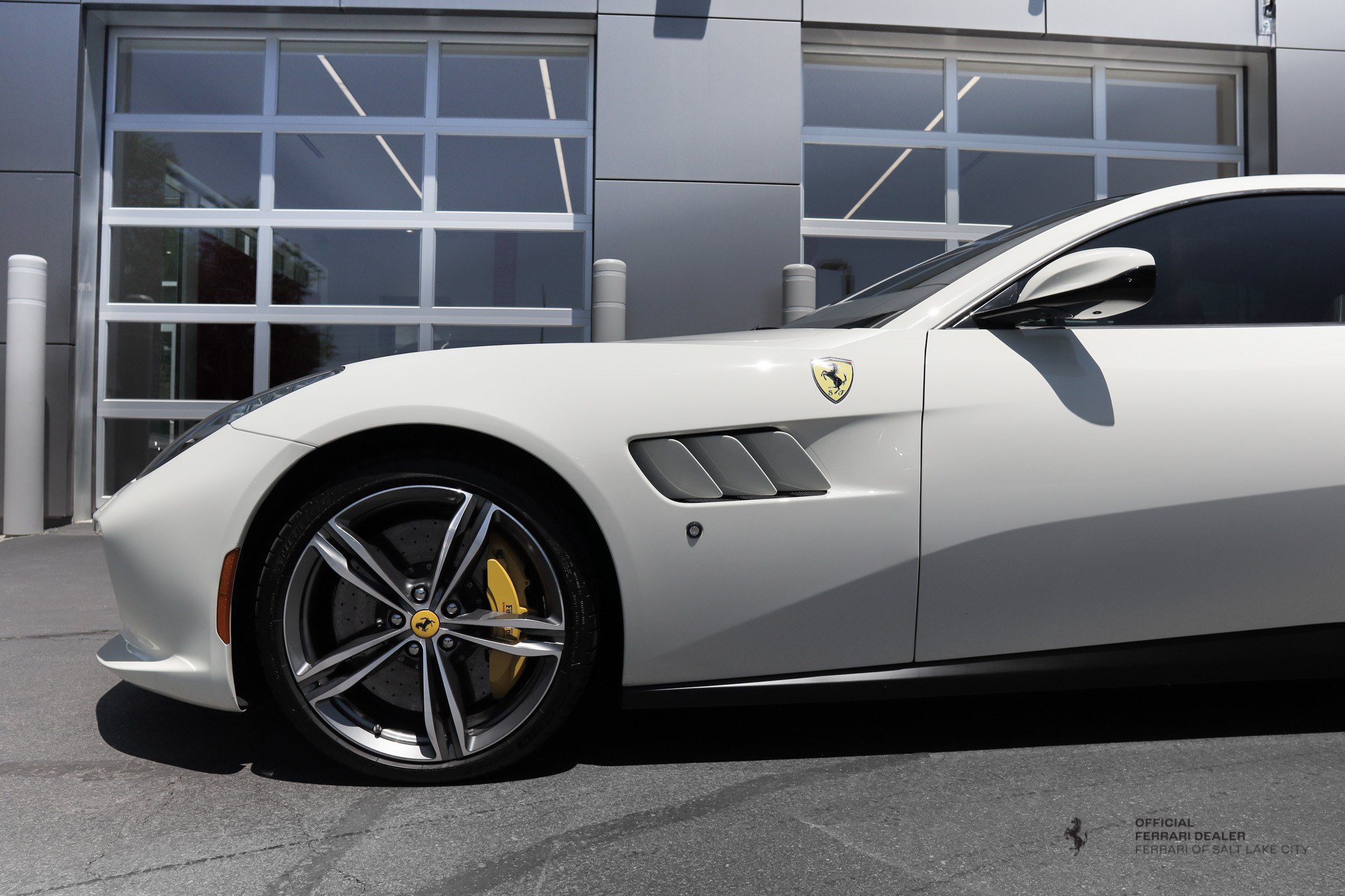 Certified 2018 Ferrari GTC4Lusso AWD/4WD image 11