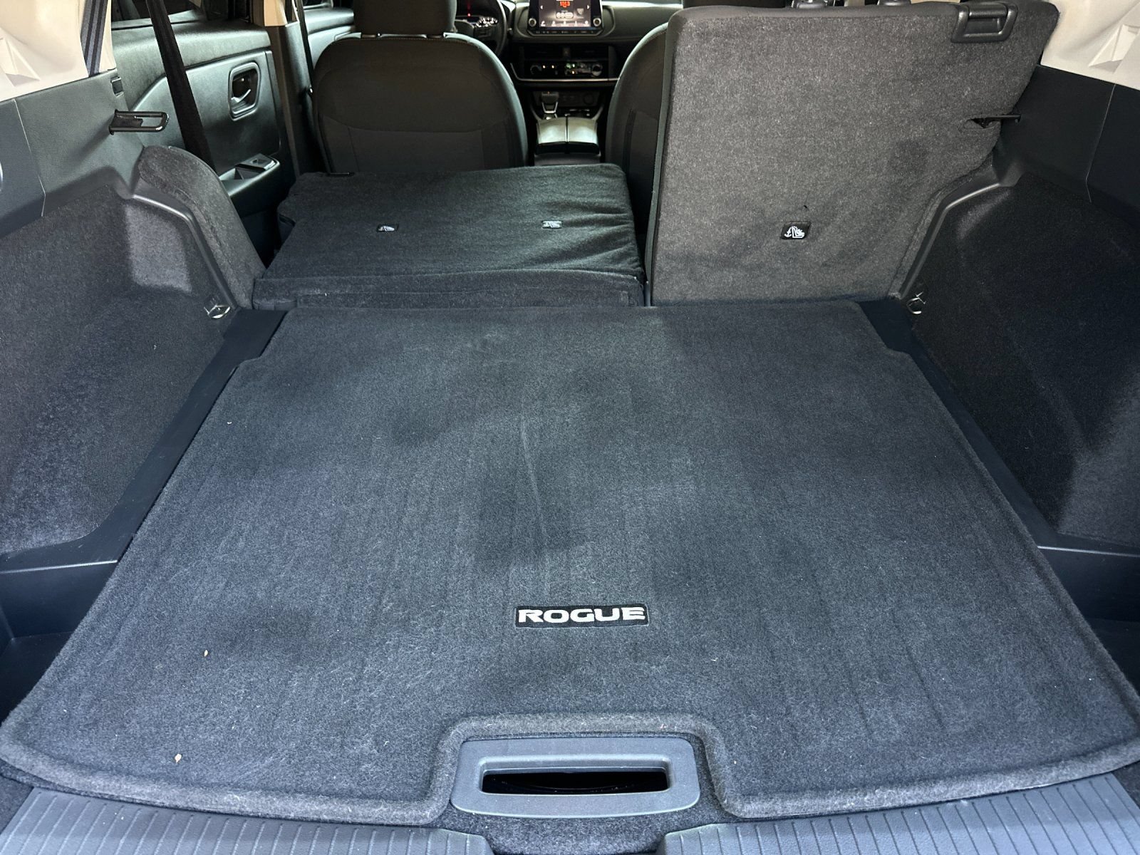 Used 2025 Nissan Rogue S FWD image 14