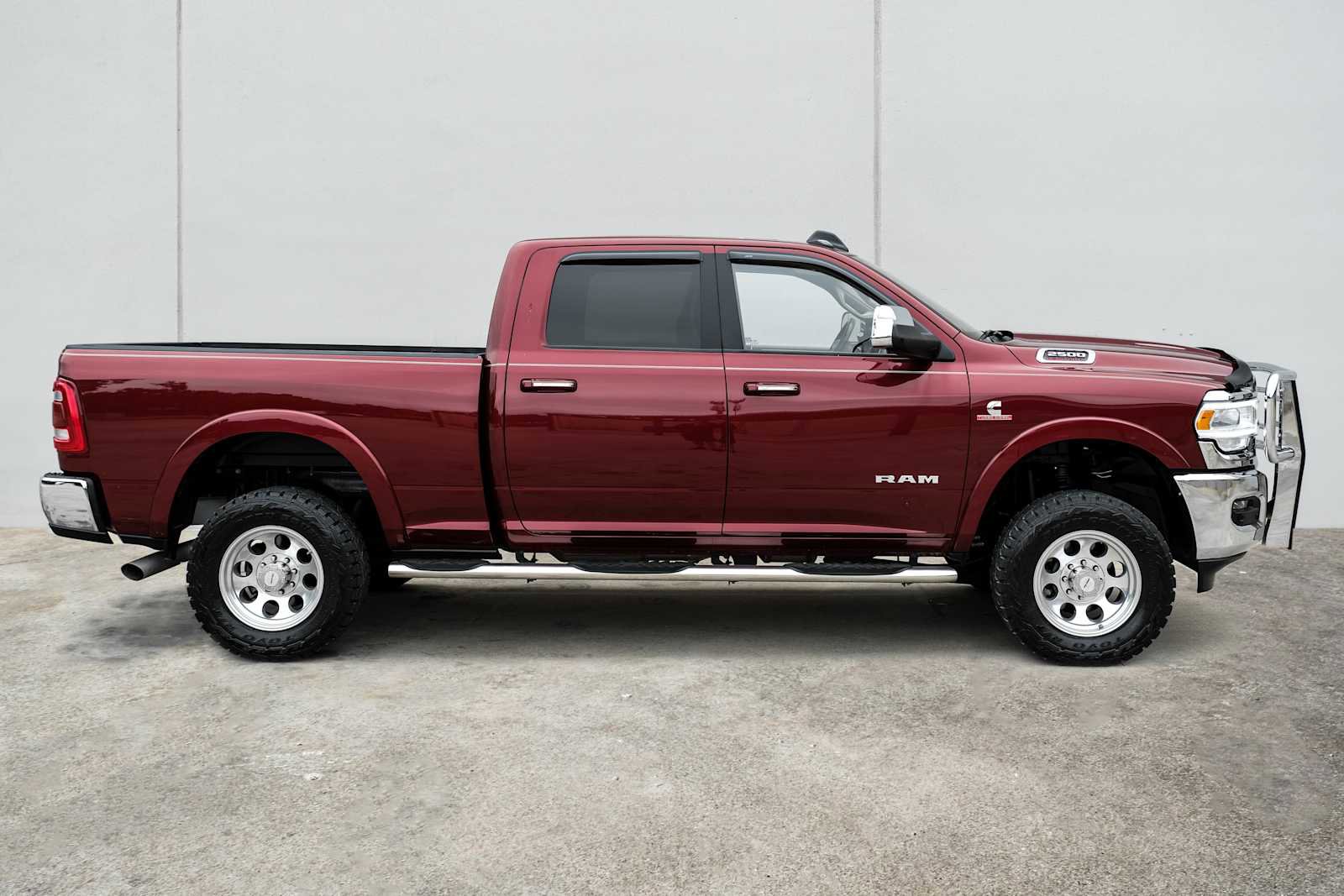 Used 2022 RAM 2500 Laramie AWD/4WD image 7