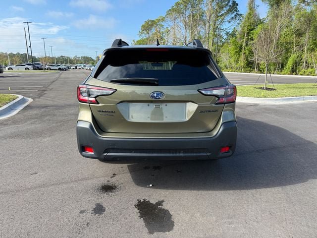 Used 2025 Subaru Outback Onyx Edition AWD/4WD image 13