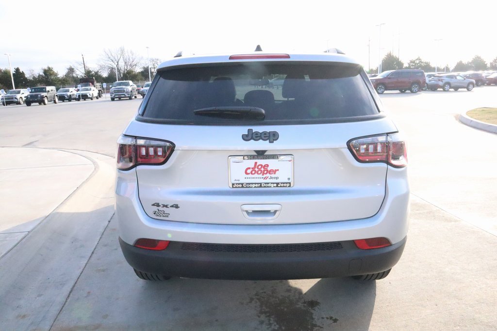 New 2026 Jeep Compass Latitude image 21