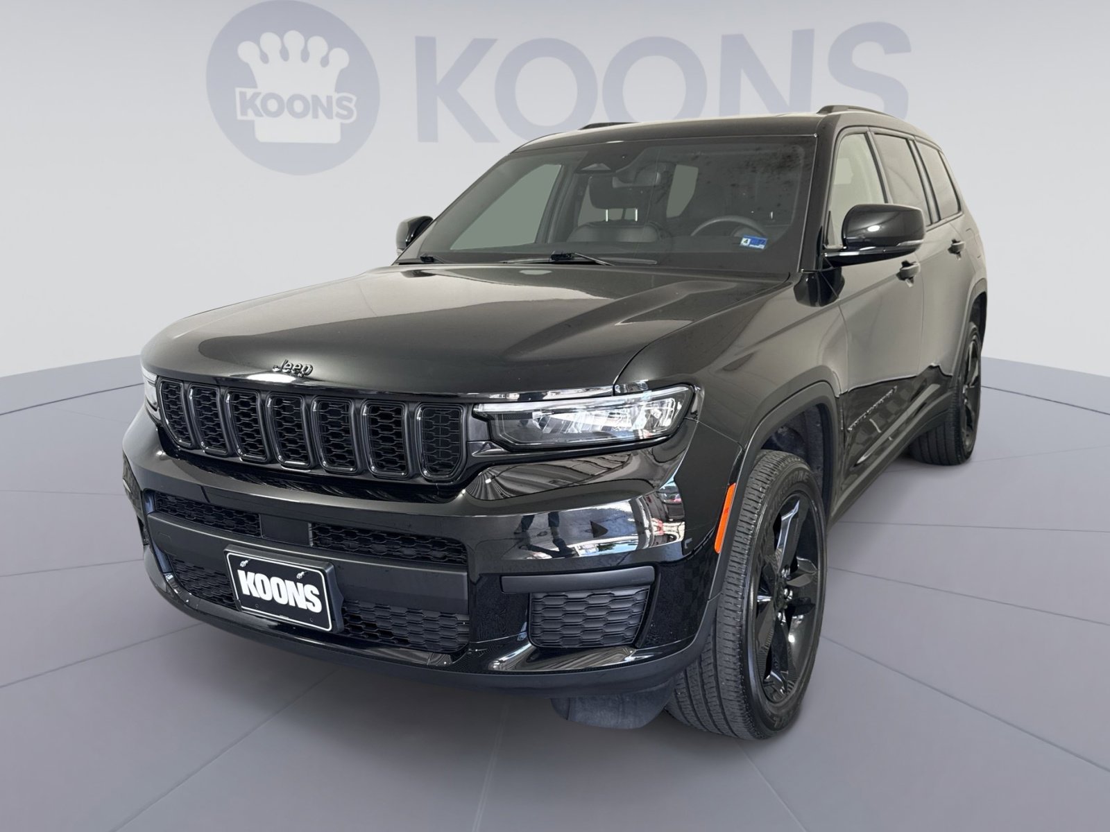 Used 2023 Jeep Grand Cherokee L Laredo AWD/4WD image 1