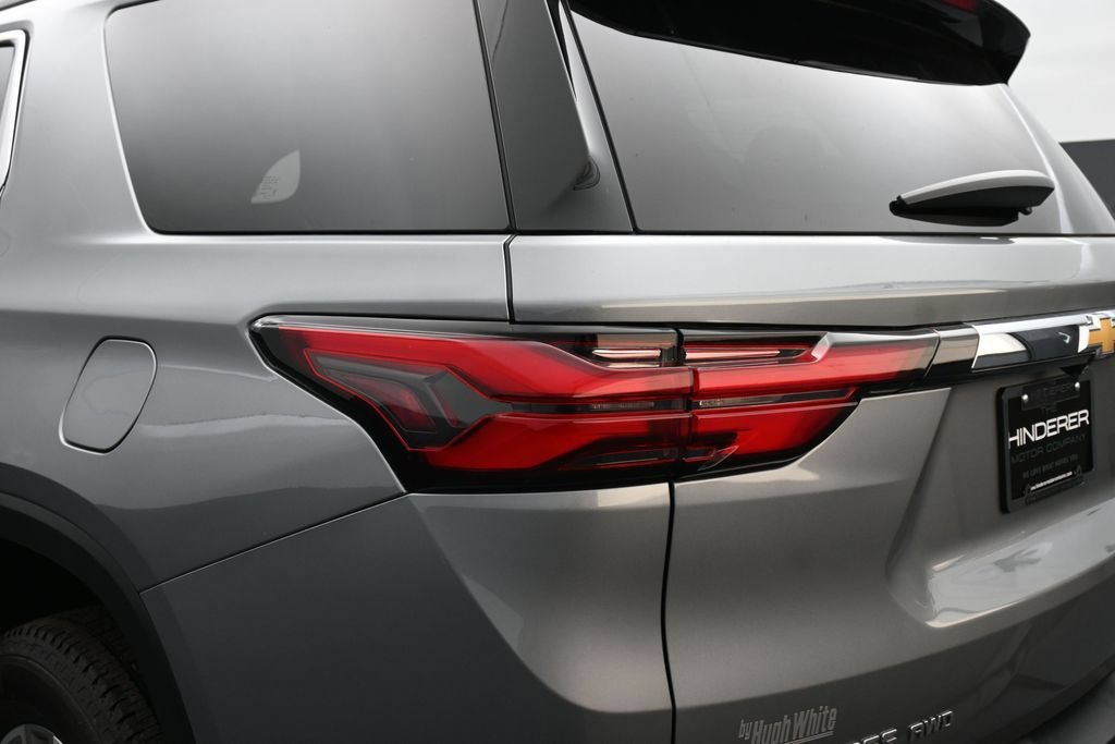 Used 2023 Chevrolet Traverse LT AWD/4WD image 40