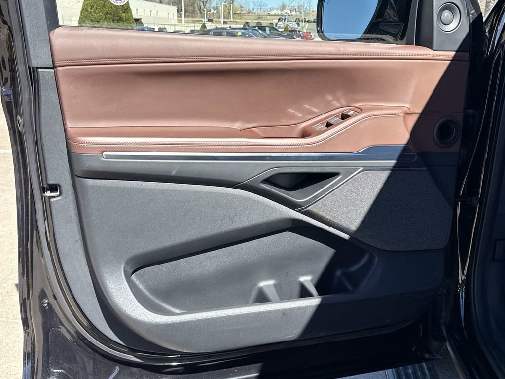Used 2025 Lincoln Navigator Reserve AWD/4WD image 24