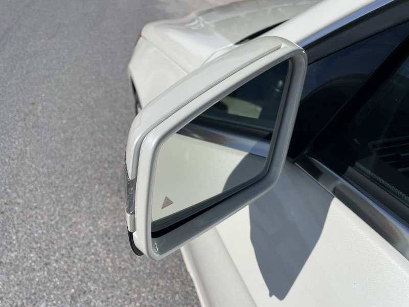 Used 2014 Mercedes-Benz E 550 4MATIC Sedan image 26